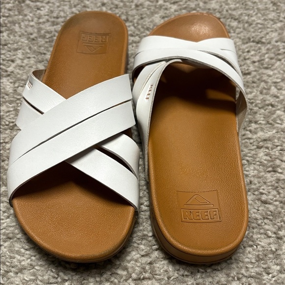 Reef Women's White and Tan Slide Sandals - Picture 6 of 6